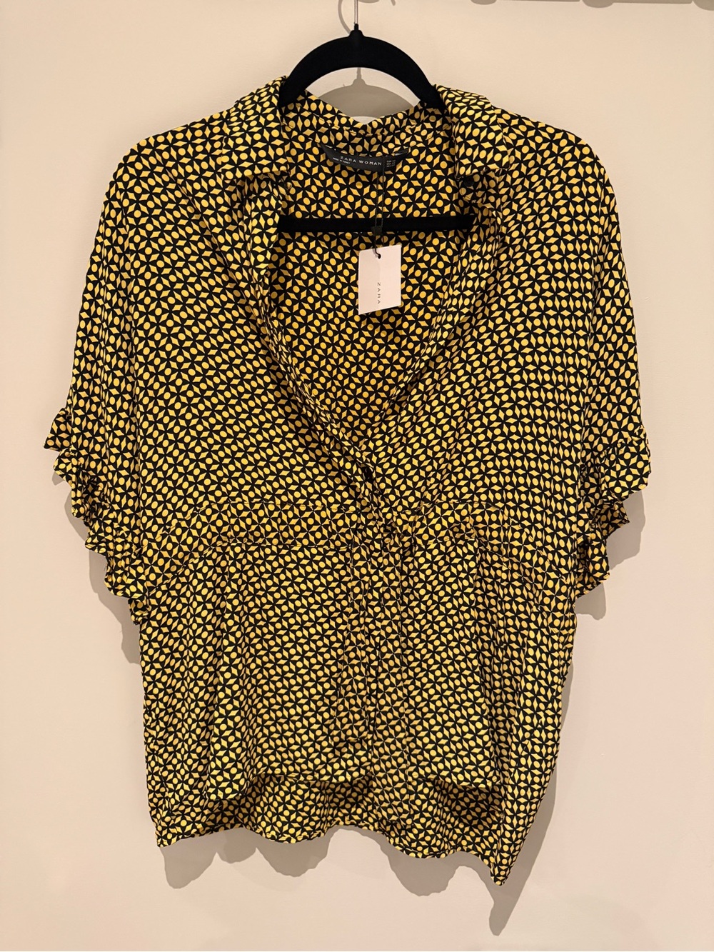 Zara Woman NWT XS Oversized Geometric Print Blouse Yellow Black
